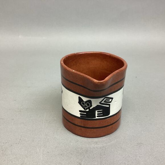 Vintage Rare Los Reyes Lima Peru Black Cat Signed Hand Painted Peruvian Creamer - Picture 2 of 7